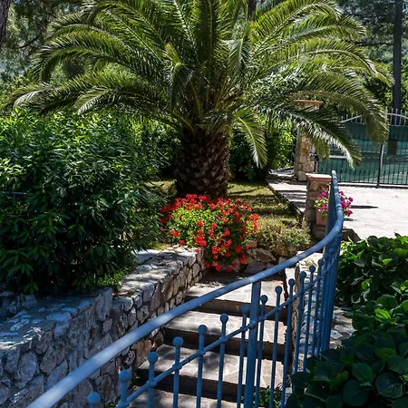 בית נופש Borgo Dell'uccellaia - Ametista מרצ'יאנה מרינה